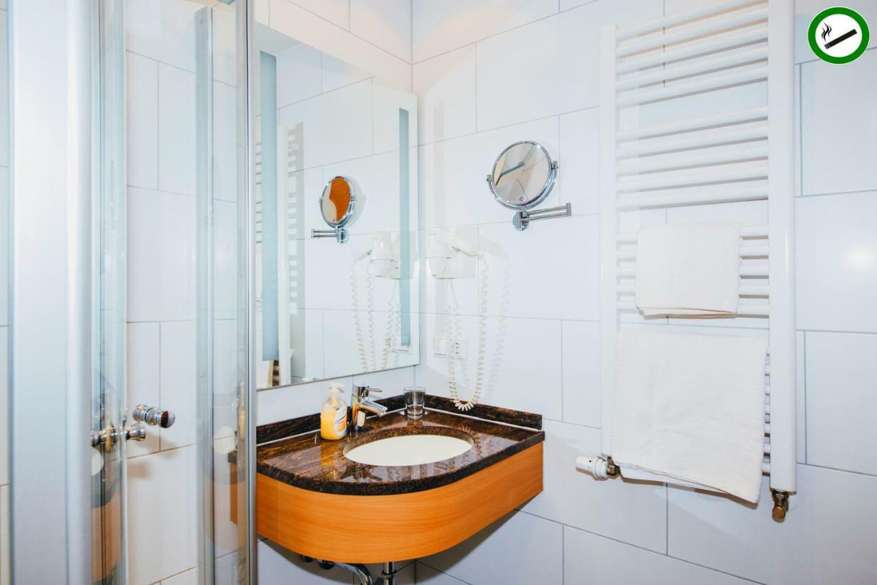 Hotel Central Weil am Rhein Dış mekan fotoğraf